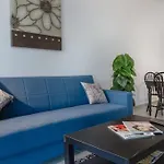 Huge 2 Bedroom Apartment Beach Front