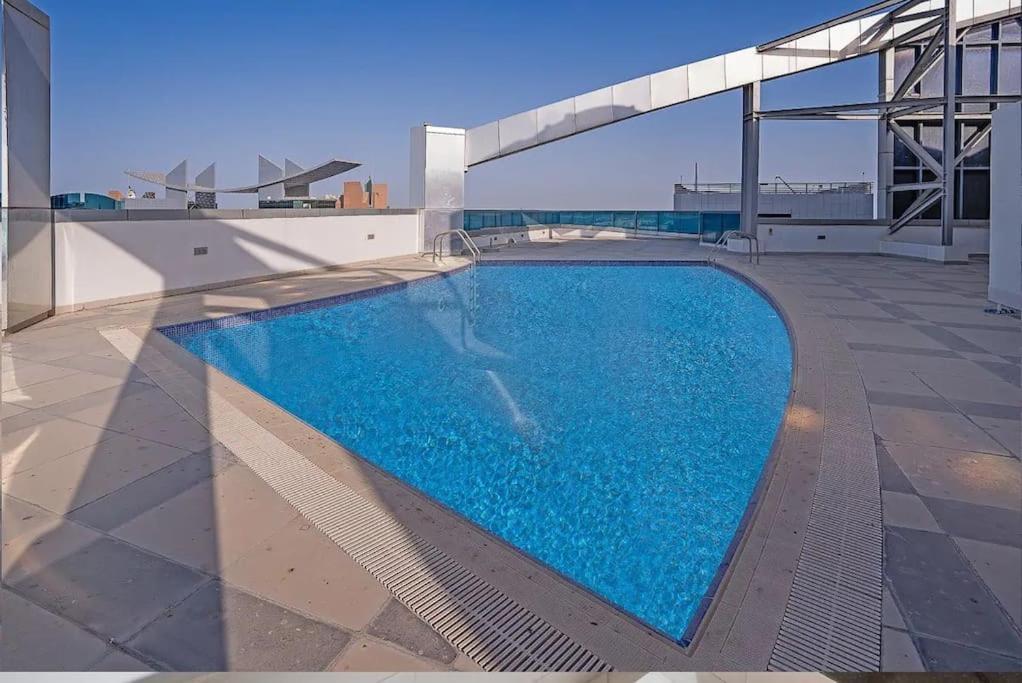 Huge 2 Bedroom Front Appartamento Abu Dhabi